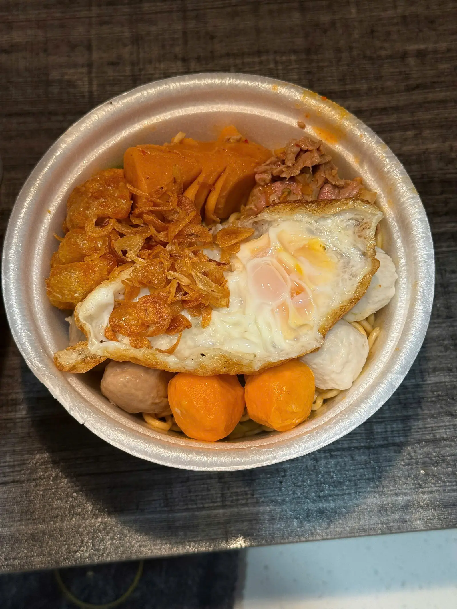Hình ảnh Mì trộn cay vừa