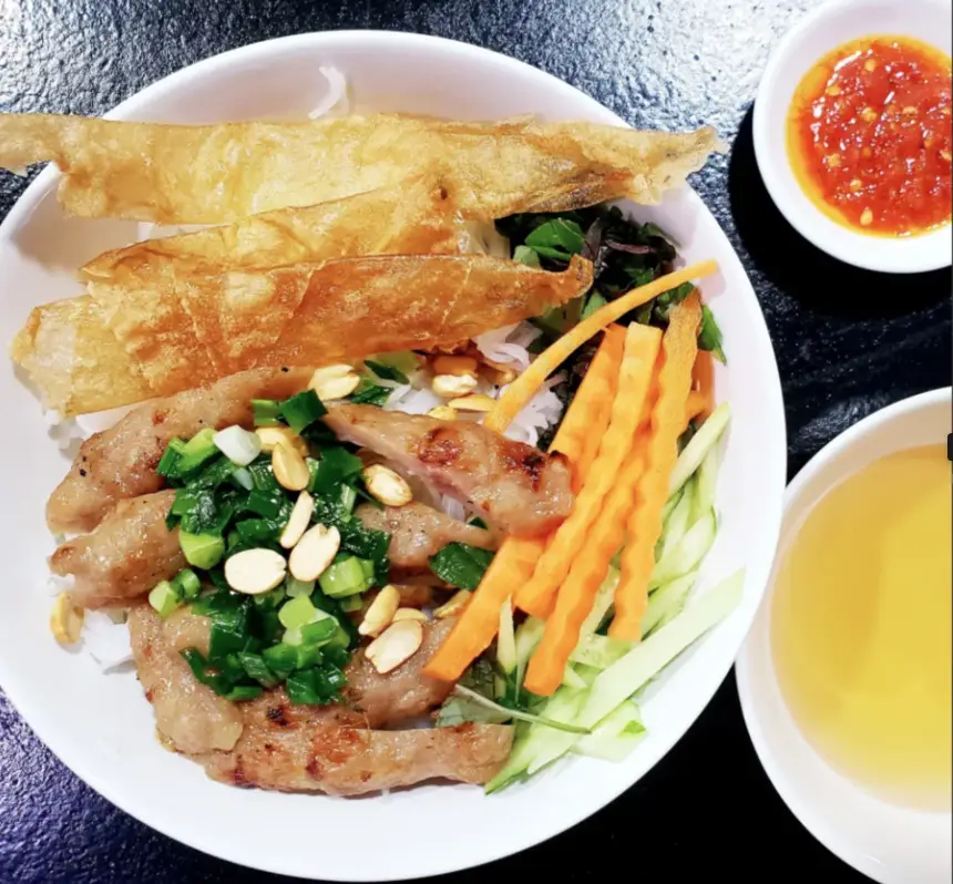Hình ảnh Bún nem nướng