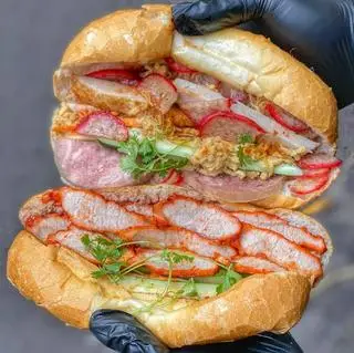 Hình ảnh Bánh mì size vừa