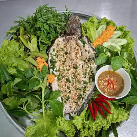 Hình ảnh Cá Lóc Nướng Muối Tuyết Rau Rừng Chef Thắng - Quang Trung