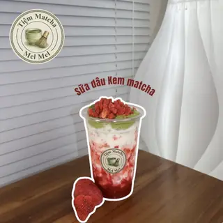 Hình ảnh Sữa dâu kem matcha
