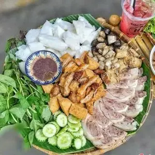 Hình ảnh Bún đậu đầy đủ - 1 Coca-Cola