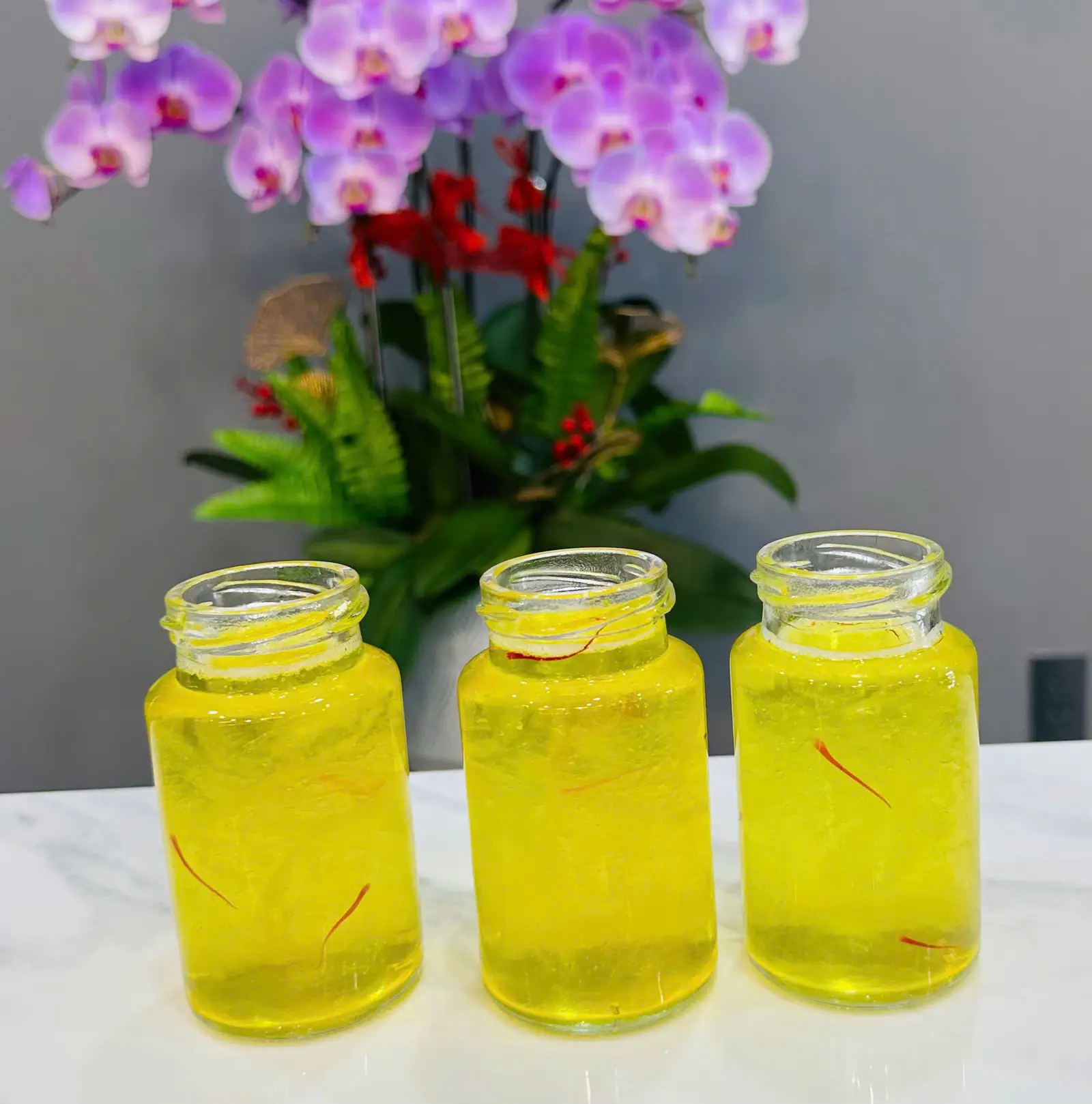 Hình ảnh Yến chưng saffron