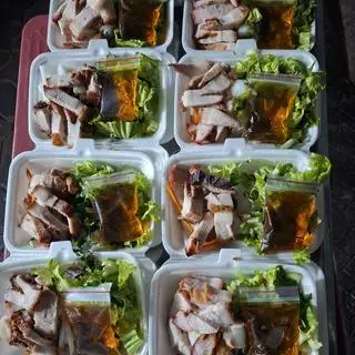 Hình ảnh Bánh hỏi heo quay