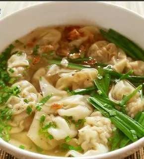Hình ảnh Hủ tiếu hoành thánh - xá xíu