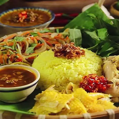 Hình ảnh Cơm Gà Hội An - Bếp Em Hiền - Vũ Tông Phan