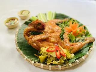 Hình ảnh Gà nướng mắm nhĩ 