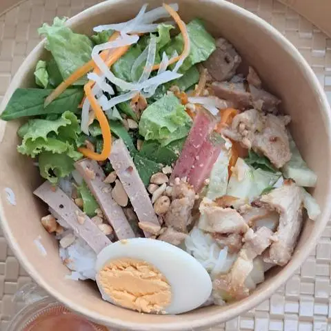 Hình ảnh Tiệm Nhà Ốc - Bánh Cuốn & Bún Thịt Nướng Bình Định - Nguyễn Tư Giản