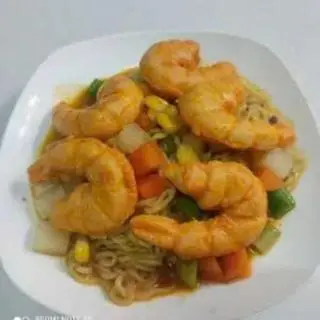 Hình ảnh Mì trộn tôm con