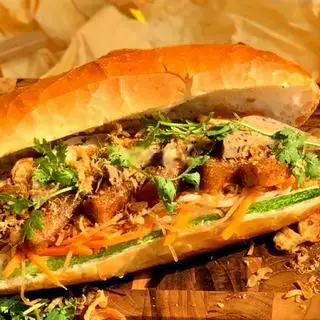 Hình ảnh Bánh mì chay Sườn bì (ĐẶC BIỆT)