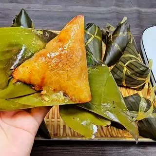 Hình ảnh Bánh ú tro nhân ngọt
