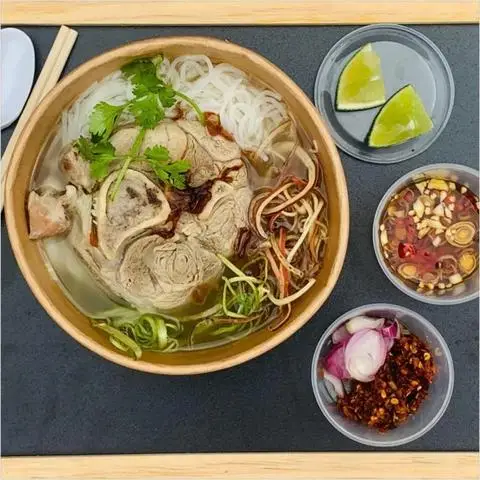 Hình ảnh BÚN GIÒ MỌC 2CE - Nguyễn Kiệm