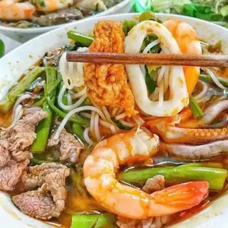 Hình ảnh Bún Thái thập cẩm hải sản 