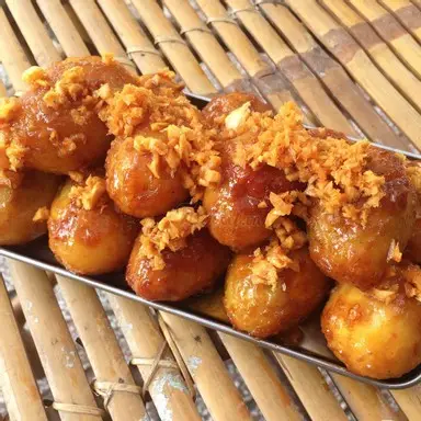 Hình ảnh Cơm tấm sườn bì trứng chiên nước mắm