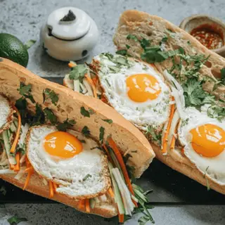Hình ảnh Bánh mì ốp la
