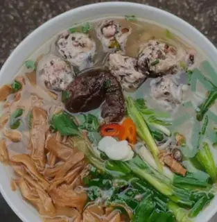 Hình ảnh Mì mộc nấm chua cay