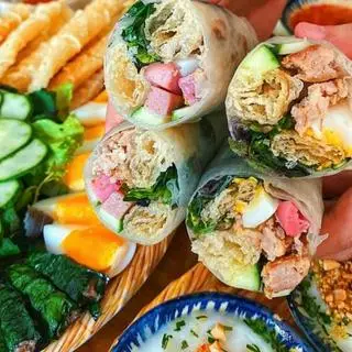 Hình ảnh Bánh cuốn Tây Sơn đặc biệt