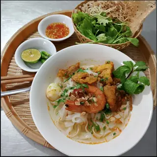 Hình ảnh Mì quảng thập cẩm