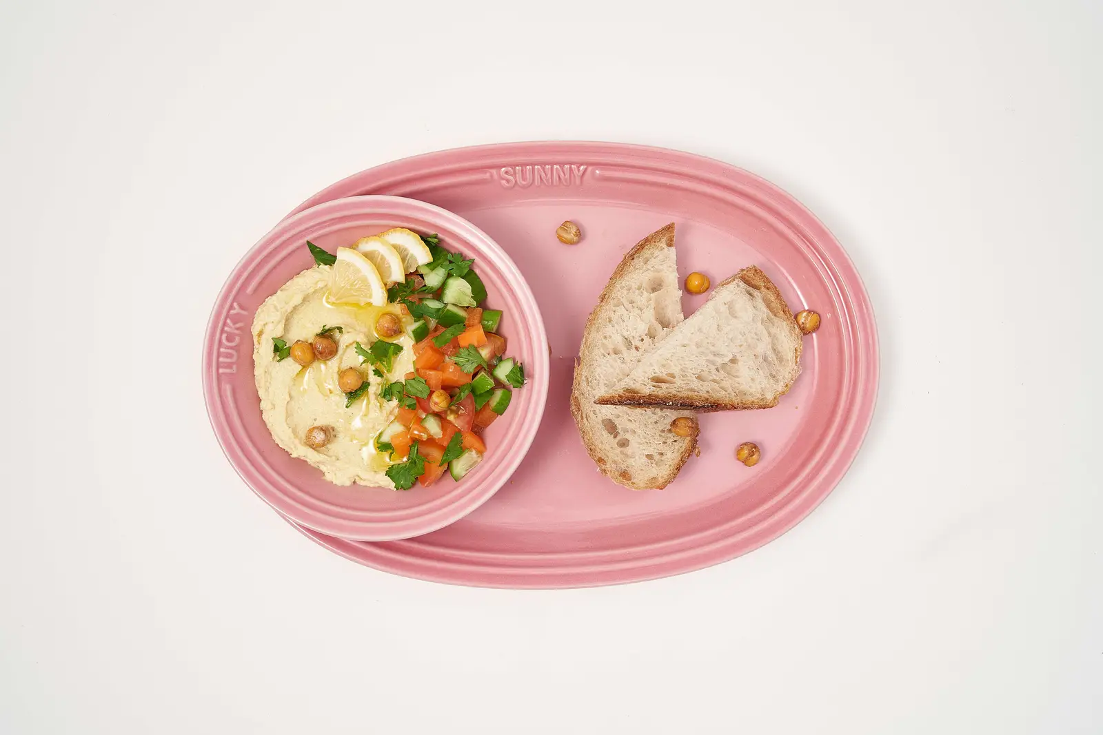 Hình ảnh Bánh mì chấm hummus truyền thống