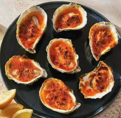 Hình ảnh Hàu nướng muối ớt cay