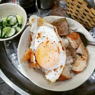 Hình ảnh Xôi xéo ốp la - chà bông - chả