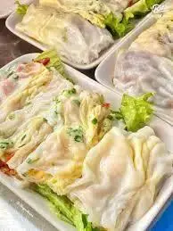 Hình ảnh Bánh cuốn trứng heo