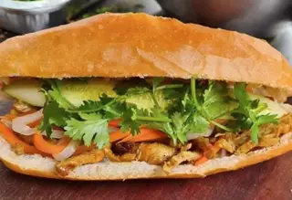 Hình ảnh Bánh mì phá lấu chay