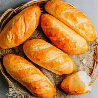 Hình ảnh Bánh mì thêm
