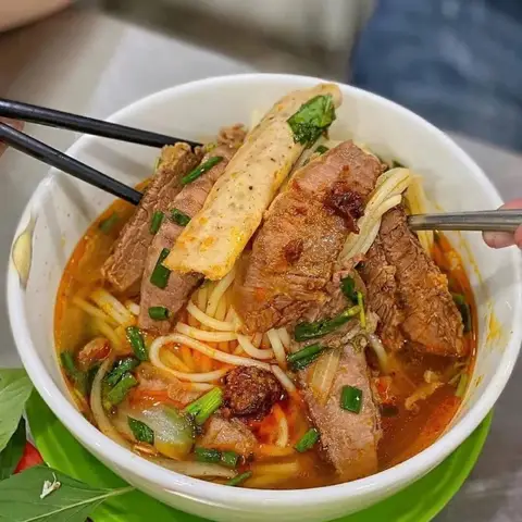 Hình ảnh Trạm Tiếp Nhiên Liệu - Quang Trung