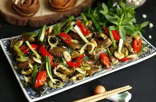 Hình ảnh Lươn xào sa tế