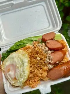 Hình ảnh Mì trộn full topping