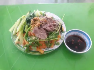 Hình ảnh Nui xào bò