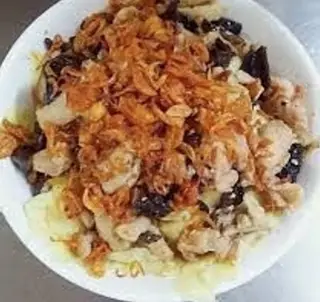 Hình ảnh Xôi xéo gà xào chả