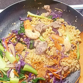 Hình ảnh Mì xào thập cẩm