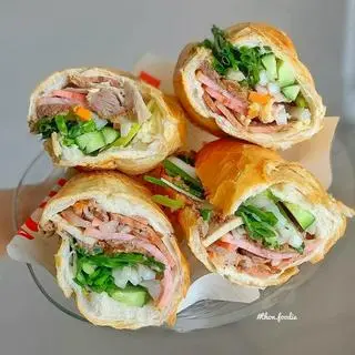 Hình ảnh Bánh Mì Thập Cẩm