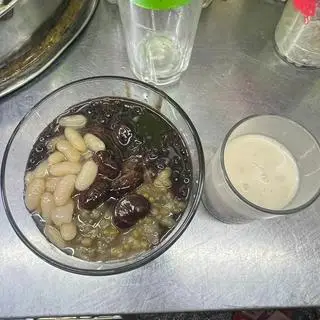 Hình ảnh Chè đậu thập cẩm