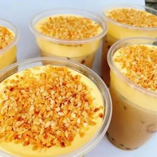 Hình ảnh Trà sữa ô long kem dừa nướng trân châu 