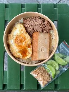 Hình ảnh Xôi chả trứng pate