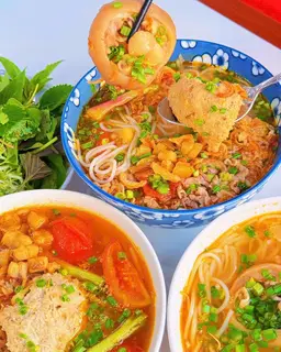 Hình ảnh Bún riêu đặc biệt