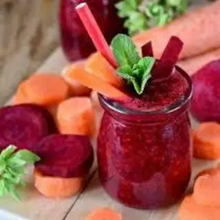 Hình ảnh Nước ép củ dền cần tây cà rốt