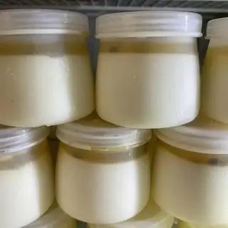 Hình ảnh Sữa chua hạt đác chanh dây