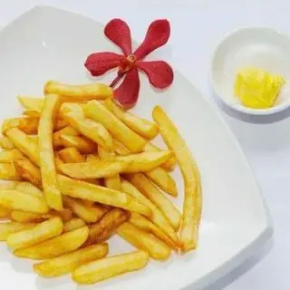 Hình ảnh Khoai tây chiên chấm bơ đường