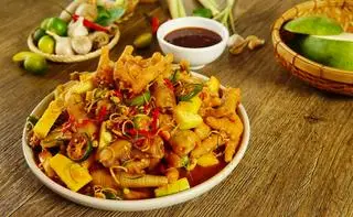 Hình ảnh Chân gà sốt Thái