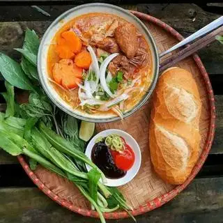 Hình ảnh Bánh mì bò kho