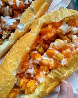 Hình ảnh Bánh mì nem khoai