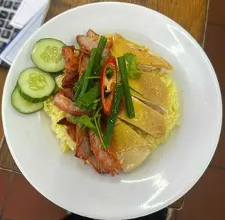 Hình ảnh Cơm xá xíu