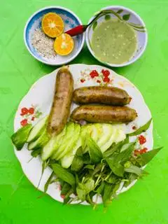 Hình ảnh Dồi sụn nướng 3 cây