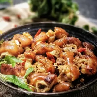Hình ảnh Chân giò nấu giả cầy