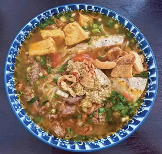 Hình ảnh Bún riêu cua đặc biệt