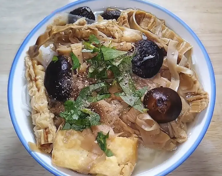 Hình ảnh Bún măng chay
